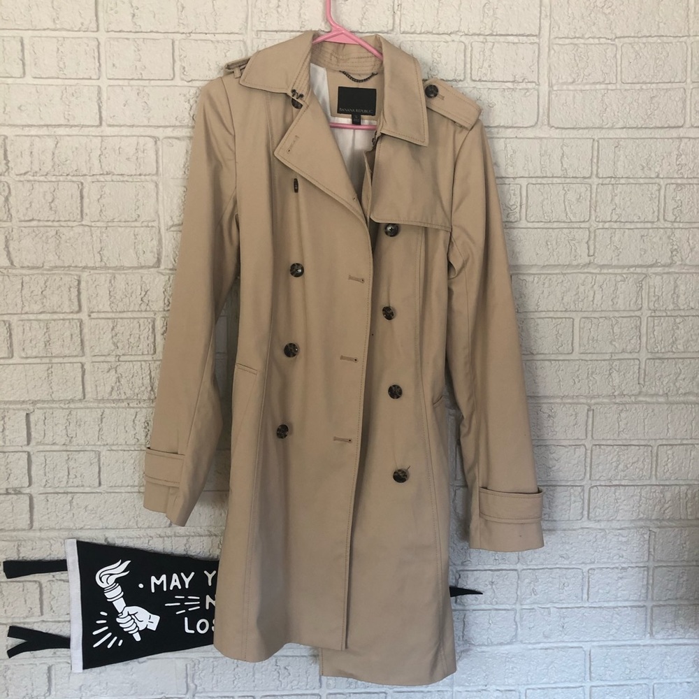 Banana Republic Classic Trench